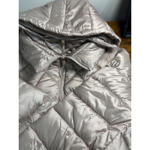 New Bernardo Performance Puffer Jacket Women’s Packable Hooded Beige Brown 1X - Picture 8 of 12